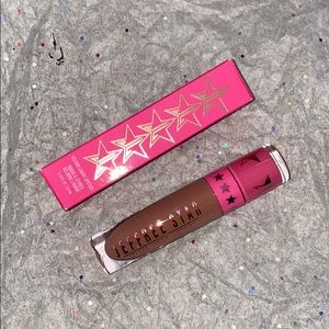 Jeffree Star Celebrity Skin Velour Liquid Lipstick